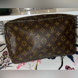 Authentic Trousse Toiletry Pouch Monogram Canvas 23